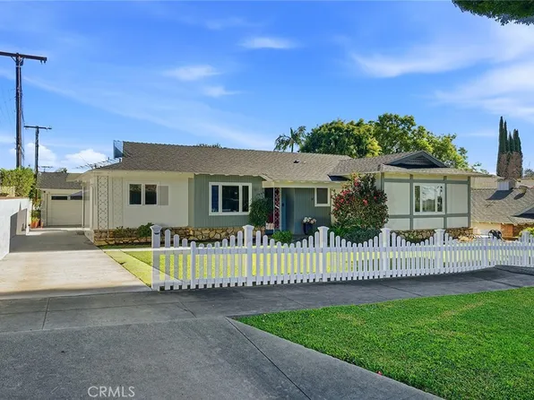 8046 California Ave, Whittier, CA 90602