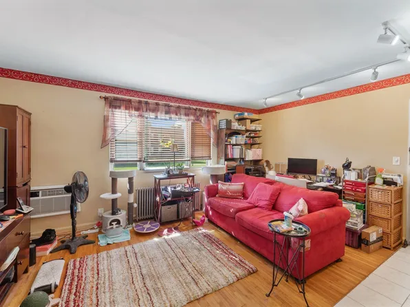 1019 Fenwood Drive #2, North Valley Stream, NY 11580