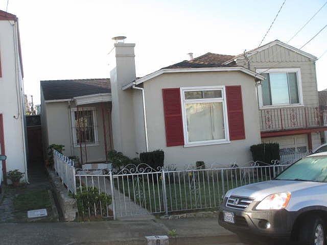 1st image of 6 Muirwood Dr