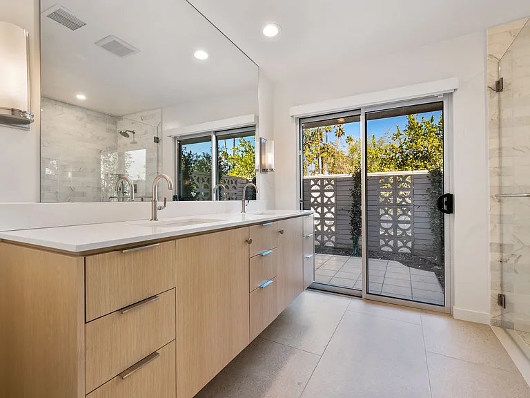 2367 Yosemite Dr — Photo 57