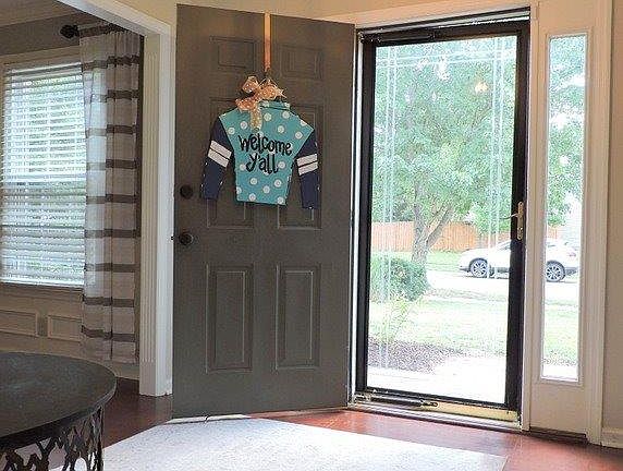 5th image of 3913 Barnard Dr