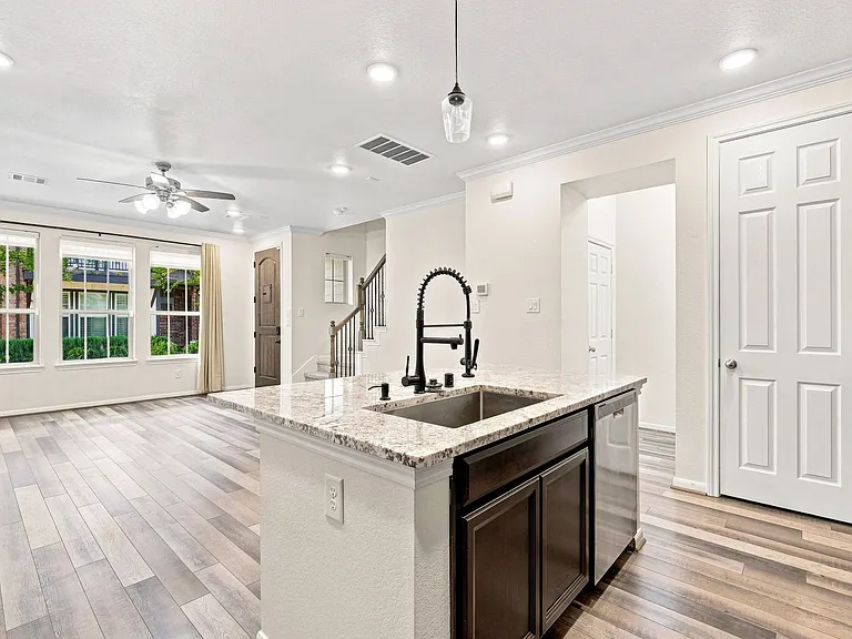 9460 Caddo Ridge Ln — Photo 13