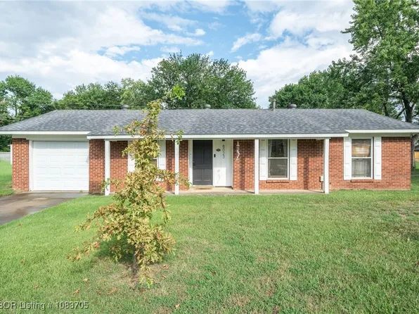 8023 Colony Ln, Fort Smith, AR 72908