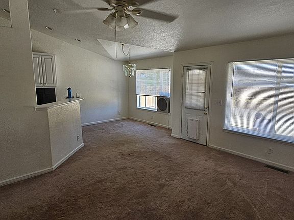 3rd image of 12 Sheltered Hills Dr