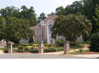 104 Westminster Ct, Mebane, NC 27302