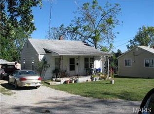 902 S Dooley St, Houston, MO 65483