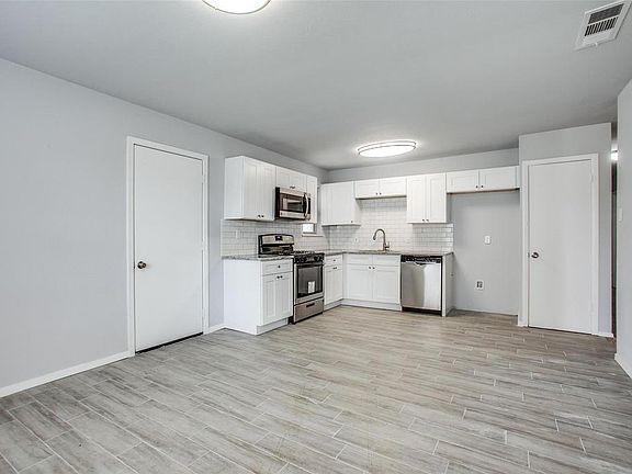 3rd image of 2608 Scotswood Dr