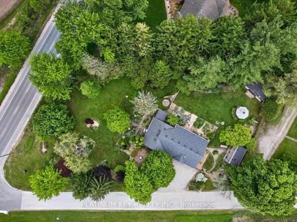 22164 Gibson Rd, Strathroy Caradoc, ON N0L 1W0
