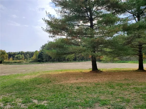 Country View Ln, Austinburg, OH 44010