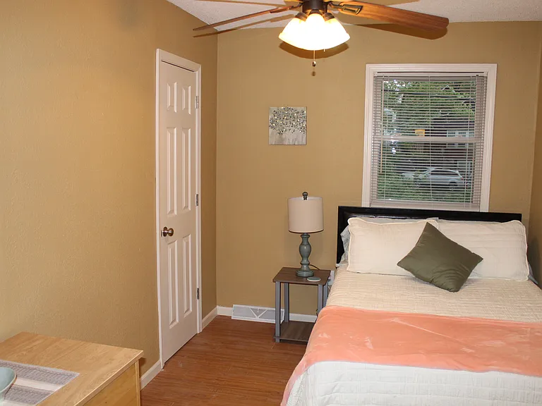 405 Mimosa Ct #6 — Photo 11