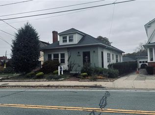 1196 Smith St, Providence, RI 02908