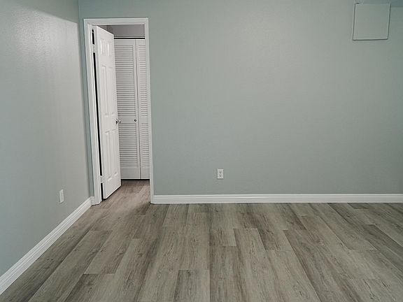 5th image of 7505 Charmant Dr
