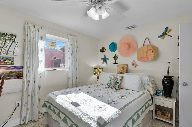 25 N Ocean Dr — Photo 20