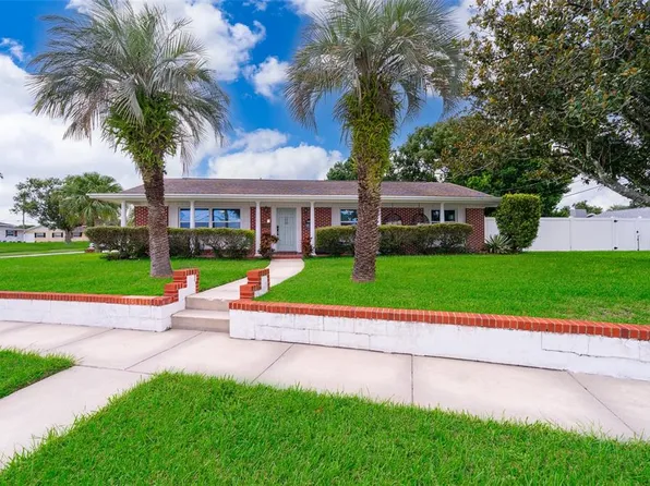 824 Springwood Dr, Orlando, FL 32839