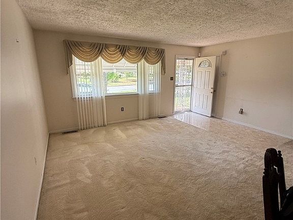2nd image of 219 Seaton Dr