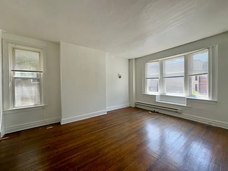 10 & 12 W Biddle St #1629 — Photo 3