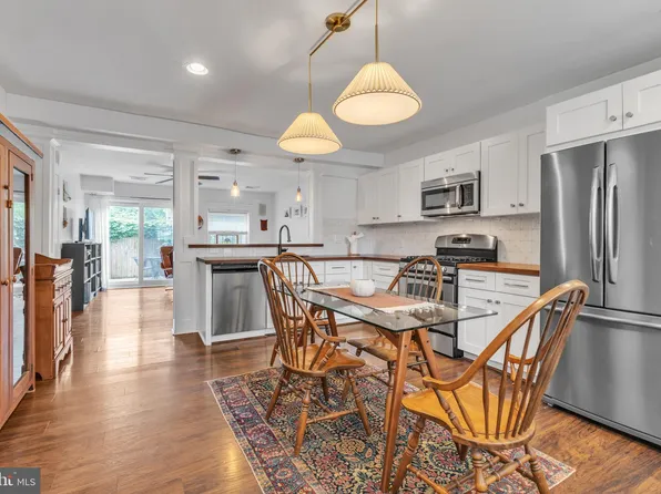 1240 Catharine St, Philadelphia, PA 19147
