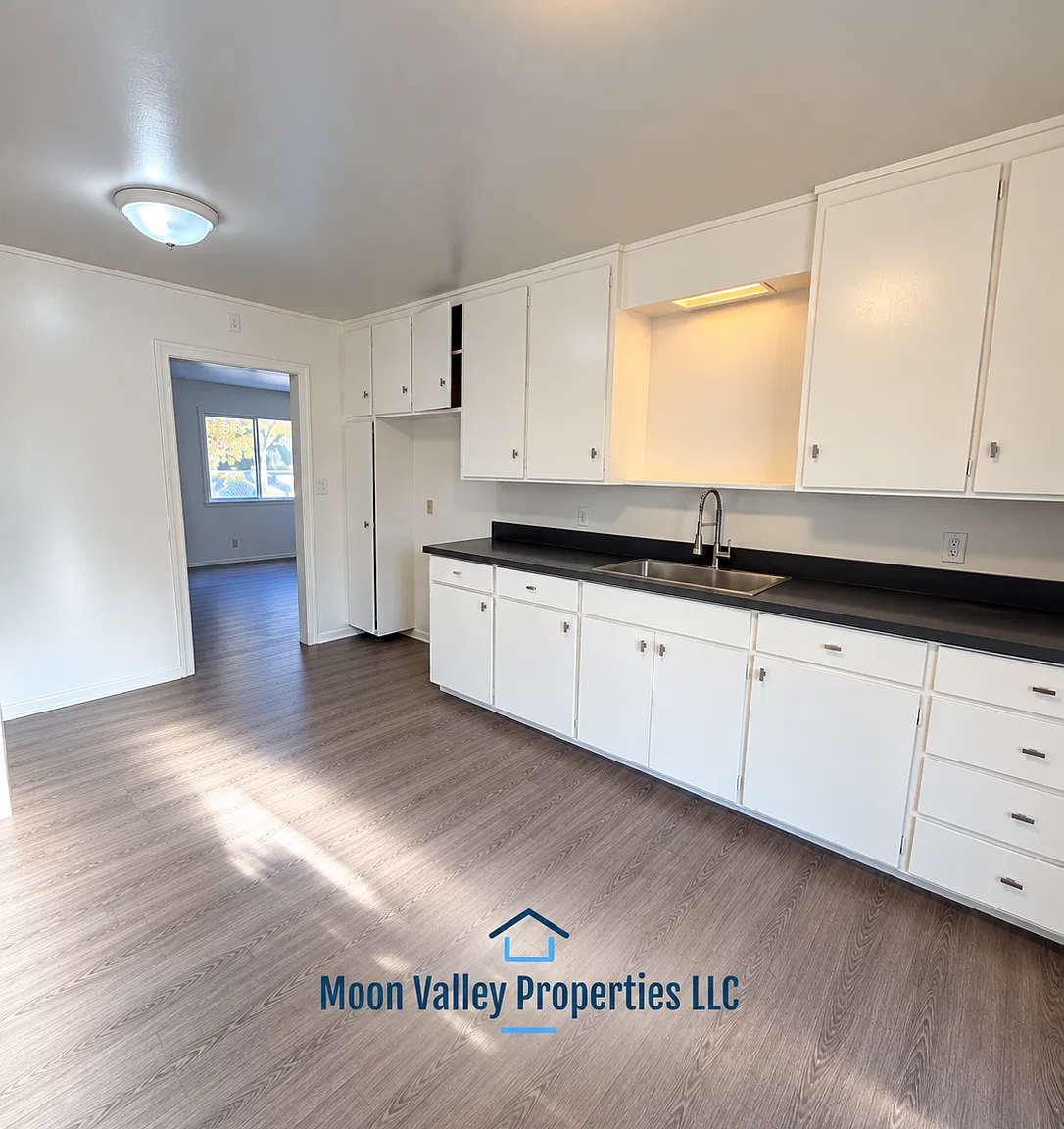 6028 Susan Road - 1 — Photo 4