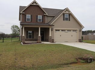 415 Planters Ridge Dr, Pikeville, NC 27863
