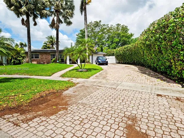 911 SW 51st Ave, Plantation, FL 33317
