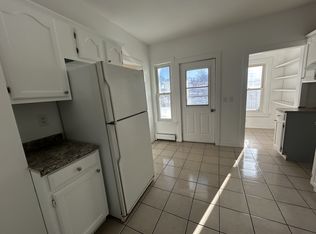 17-31 Jordan St, Adams, MA 01220
