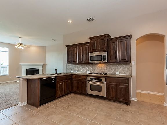 5th image of 4613 Daisy Leaf Dr