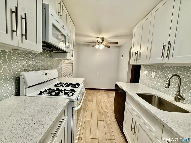 231 Seaton Rd #2 — Photo 32