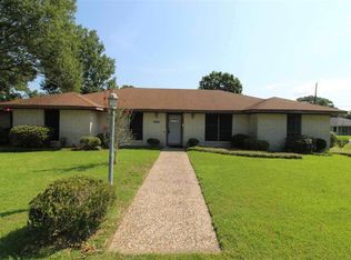 4900 Grant Ave, Groves, TX 77619