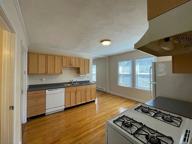 13 Florida Rd #2 — Photo 9