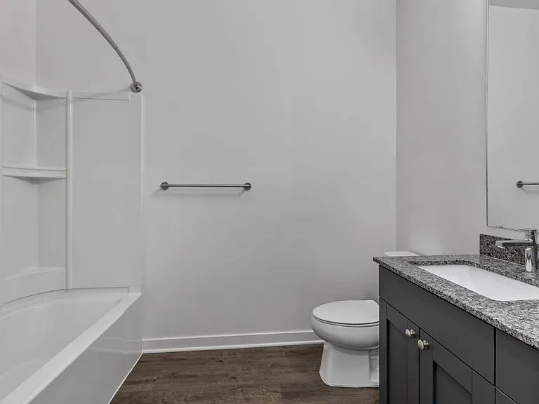 Huron Vista — Photo 21