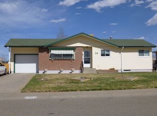 24 Loyola Ln, Pueblo, CO 81005