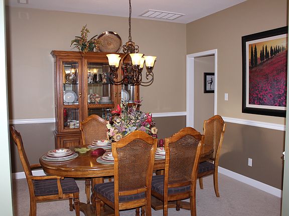 3rd image of 3201 Orange Blossom Ln
