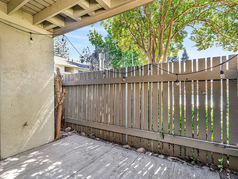 2562 Walnut Blvd #57 — Photo 27