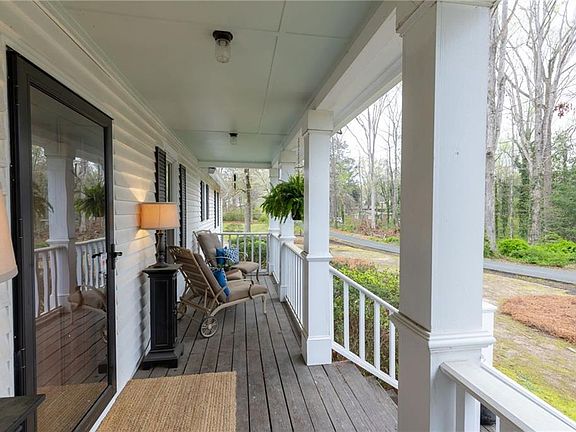 3rd image of 103 Olive Springs Pl SE