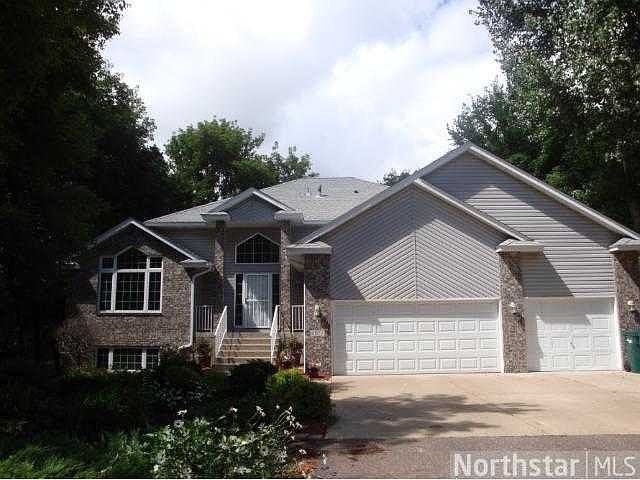 1st image of 11077 Zumbrota Ct NE