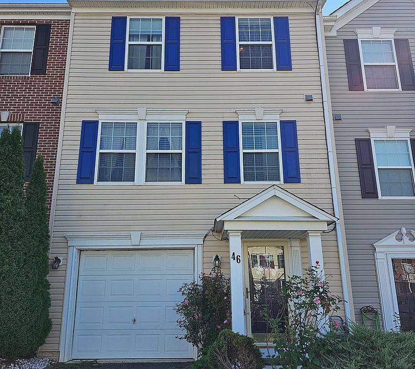 1st image of 46 Desert Rose Way