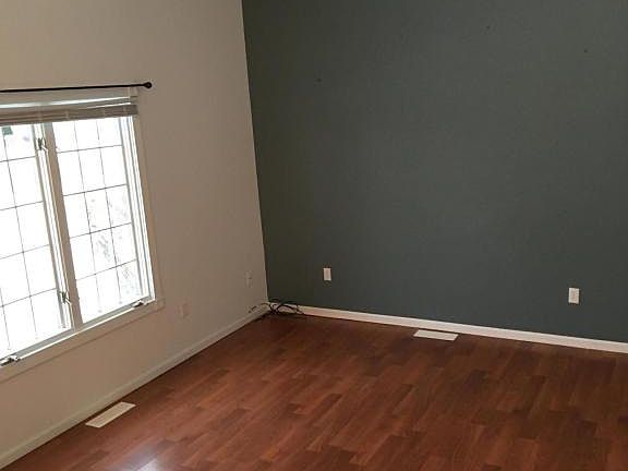 5th image of 620 Long Lake Ave