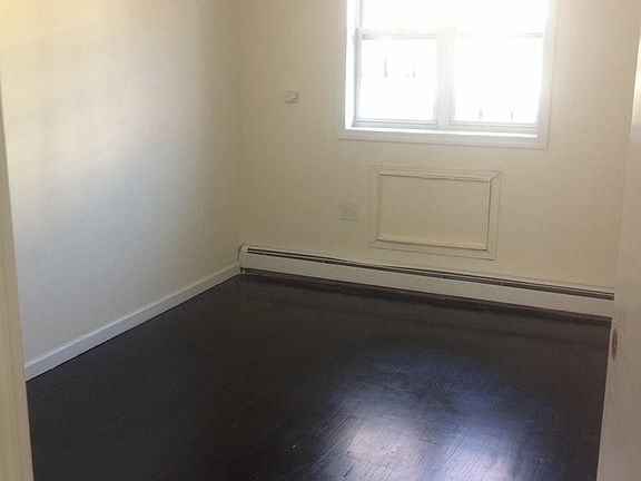 4th image of 923A Gates Ave #4