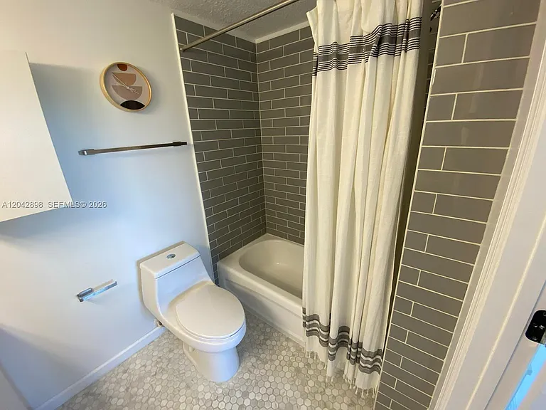 3500 Coral Way #707 — Photo 20