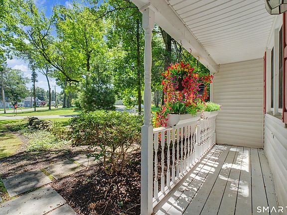 5th image of 36 Chimney Drive