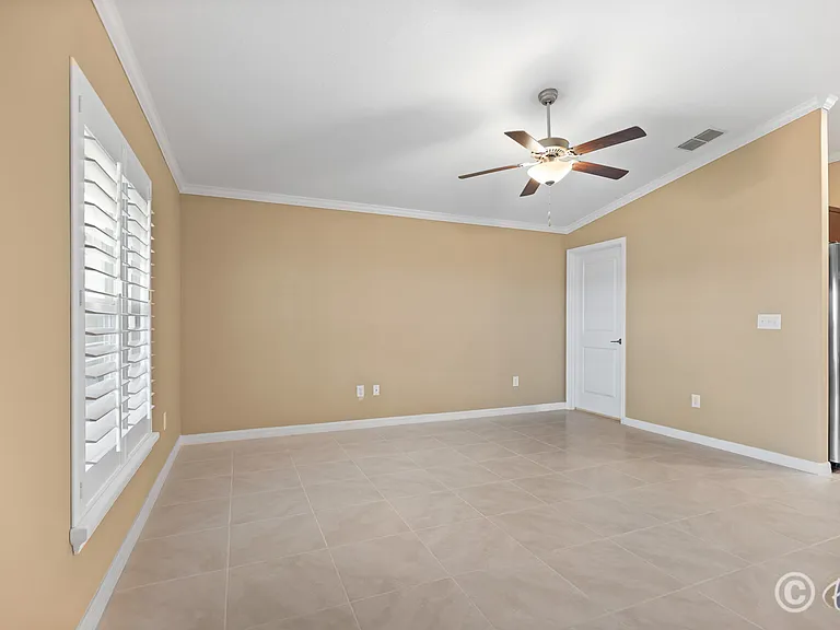15430 Miller Creek Dr — Photo 12