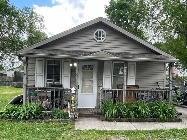 2923 Smalley Ave, Mishawaka, IN 46544