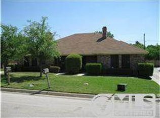 5219 Wild Horse Ct, Arlington, TX 76017