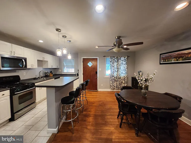 5819 Bustleton Ave — Photo 3