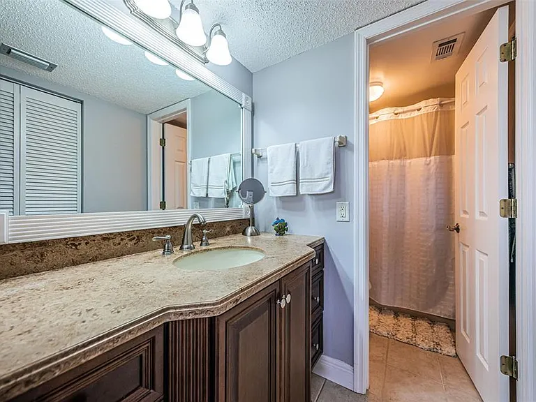 6295 Bahia Del Mar Cir #405 — Photo 13