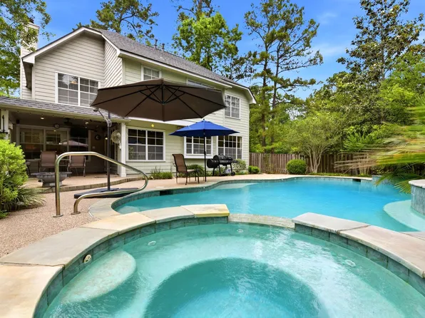 38 Dovewing Pl, Spring, TX 77382