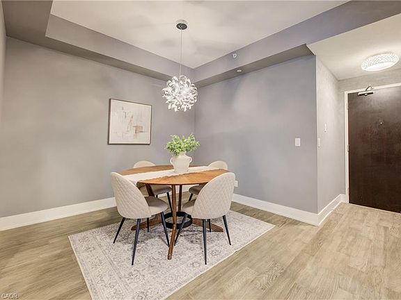 4th image of 144 Park St #810