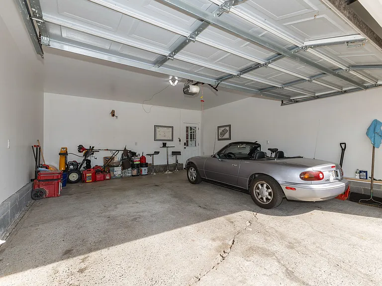 48 John David Ln #2 — Photo 16