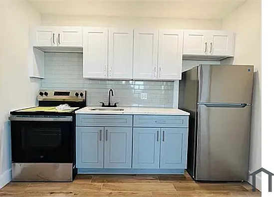 2 bed, $3,058 — Photo 2
