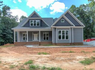 1418 Donavon Mill Ln, Powhatan, VA 23139